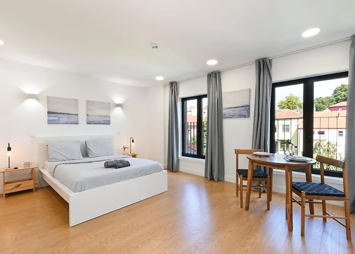 On - Moreira 62 بورتو