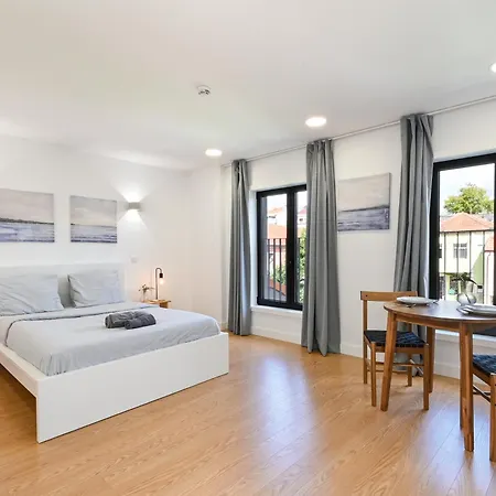 On - Moreira 62 Porto