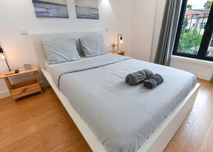 On - Moreira 62 * Porto