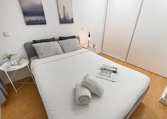 On - Moreira 62 * Porto