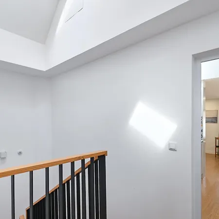 Apartment On - Moreira 62 *