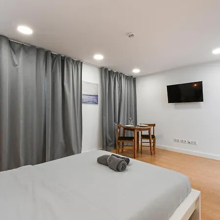 On - Moreira 62 * Porto